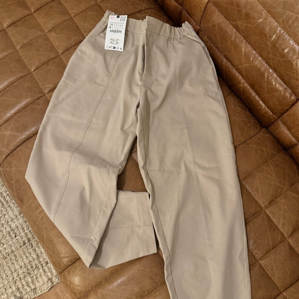 Zara Khaki Barrel-style cropped pants